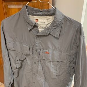 Simms shirt (L).